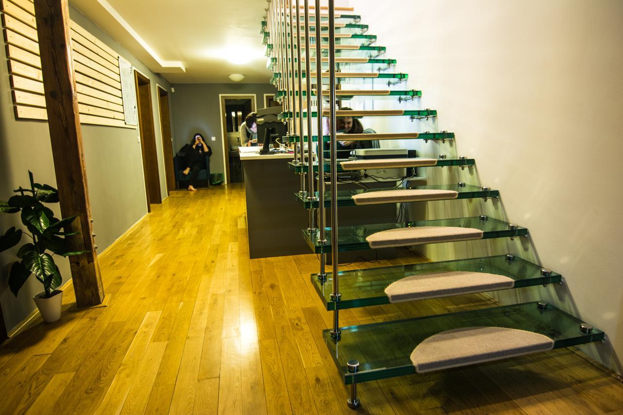 Hostel One Míru